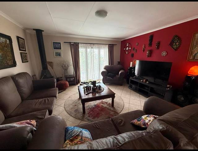 3 BEDROOM HOUSE FOR SALE IN THE REEDS